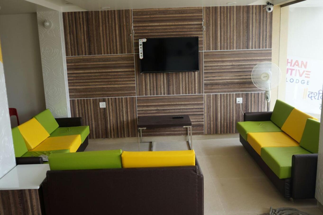Hotel Darshan Executive Tuljapur Kültér fotó
